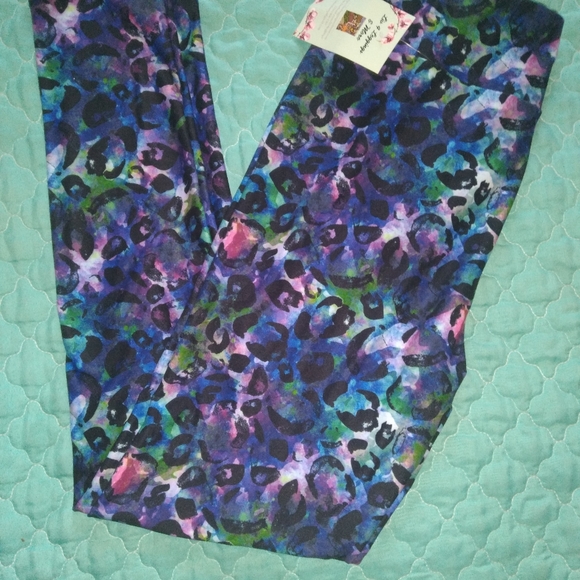 🆕️ full length leggings 🆕️ - Picture 2 of 2